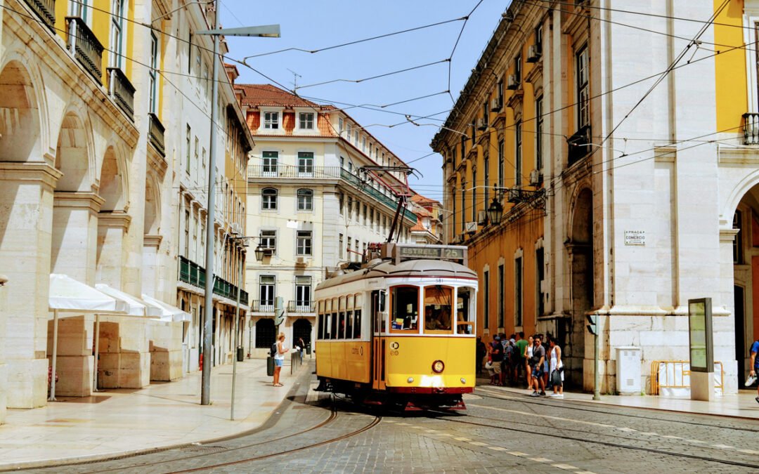 Descubre Portugal: El Fin del Mundo te Espera